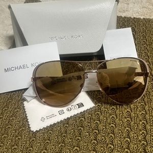 Authentic Michael Kors MK5004 Chelsea Aviator Sunglasses Rose Gold / Mirror